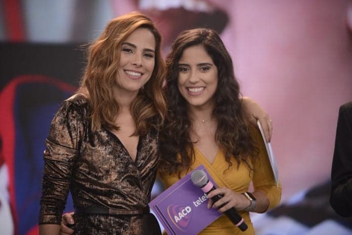Filha de Zezé, Camilla Camargo fala sobre desavenças na infância com Wanessa e conta que contrariou o pai