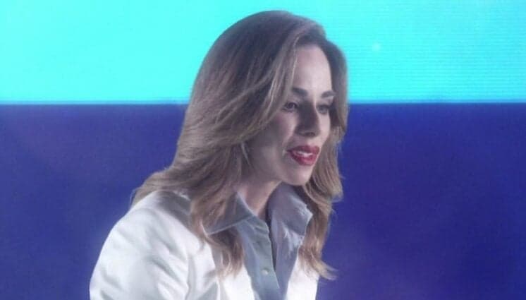 Lutando contra câncer, Ana Furtado faz oração emocionante e entrega sua vida a Deus