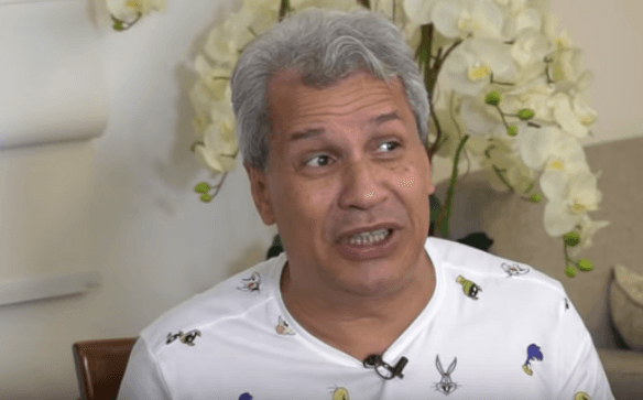 Sikera Jr. conta sobre o começo da sua carreira em entrevista para Leda Nagle