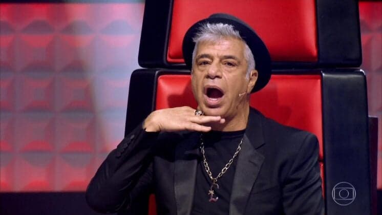 39 anos mais novo que Lulu Santos, conheça o namorado do cantor que tem um corpo escultural
