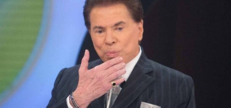 Menina perde a paciência com Silvio Santos, distribui patadas no apresentador e viraliza