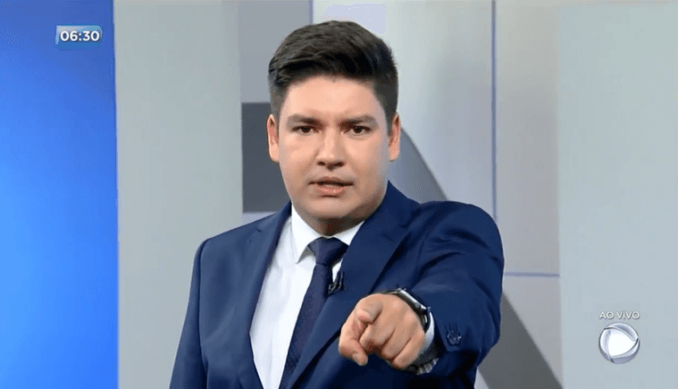 Record vai reformular telejornal matinal e seguirá tendência usada pela Globo