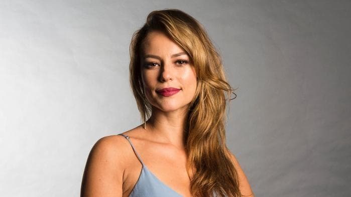 Paolla Oliveira ganha a web com clique sedutor e dá o que falar