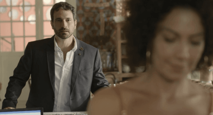 Segundo Sol: Edgar se junta com Roberval, termina com Cacau e apanha
