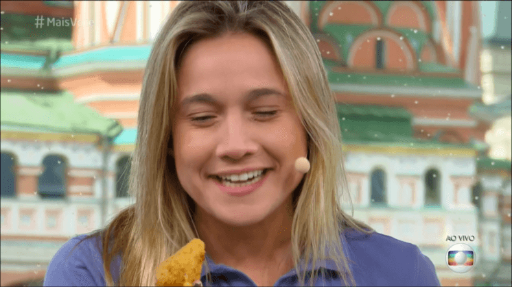 Fernanda Gentil vai ao Mais Você e manda recado para Ronaldo Fenômeno ao vivo: "Coxinha"