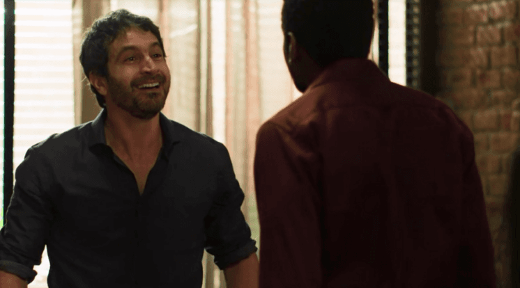 Segundo Sol: Roberval tenta mudar e ajuda Edgar, mas é apunhalado pelas costas