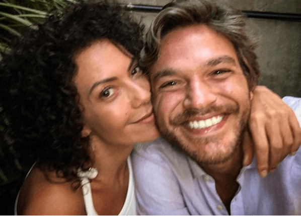 Com estilo 'calminho', Emilio Dantas revela seus planos para o ano novo