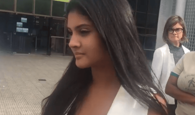 Mileide Mihaile deixa o Fórum aplaudida pelos fãs; Wesley Safadão sai pelos fundos