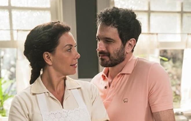Segundo Sol: Edgar e Cacau superam dificuldades e assumem romance