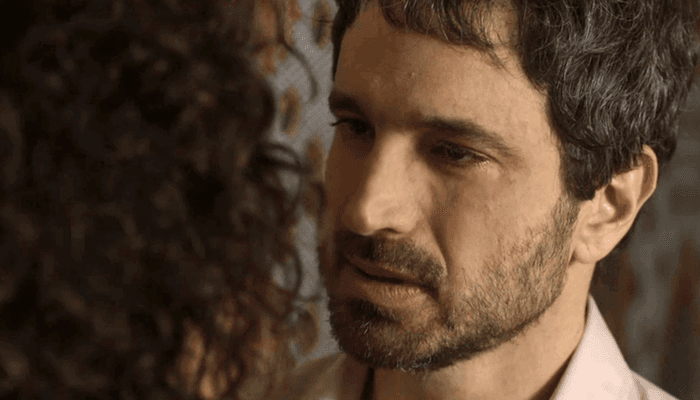 Edgar (Caco Ciocler) em cena de Segundo Sol (Foto: Reprodução/Globo)
