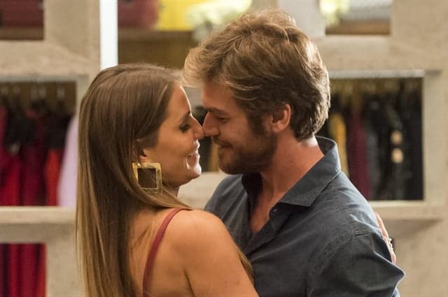 Segundo Sol: Beto perdoa todos os crimes de Karola e humilha Luzia: "Ela tem competência"