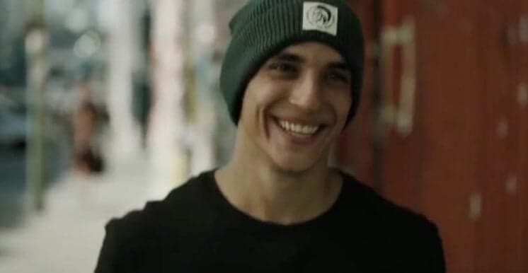 Ator de La Casa de Papel é visto malhando como veio ao mundo e mostra tudo; veja a foto