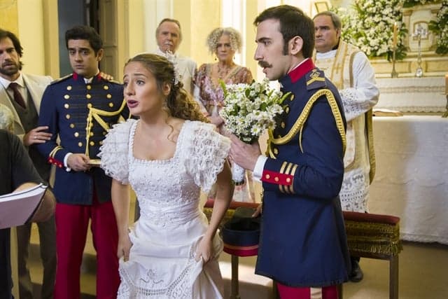 Orgulho e Paixão: Lídia anuncia gravidez no altar e abandona Otávio