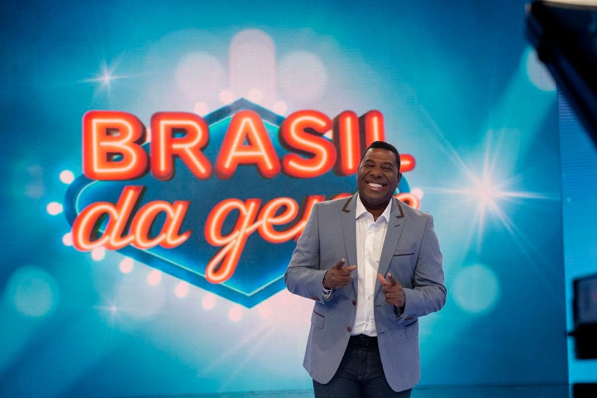 Netinho de Paula no comando do Brasil da Gente (Foto: Divulgação/Band)