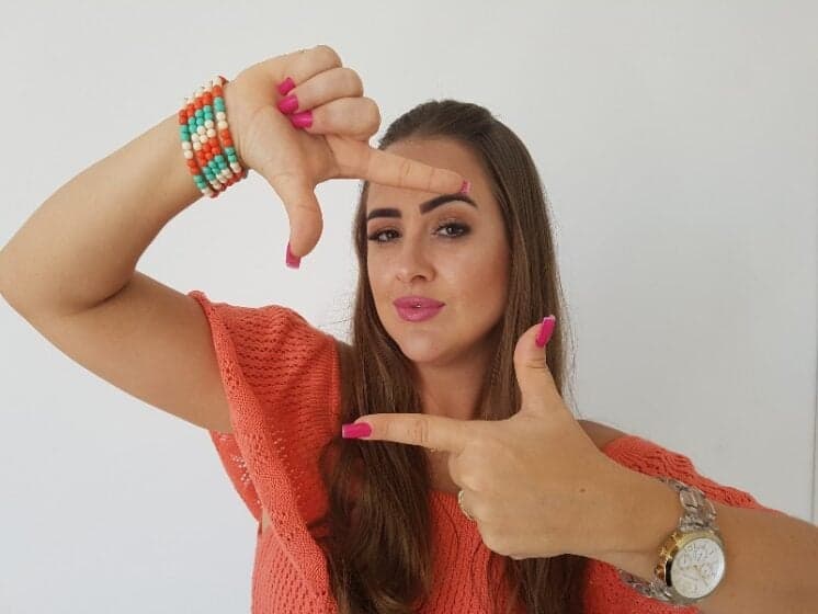 Após perder 13kg, ex-BBB Patrícia Leitte posta foto de biquíni e agita internet