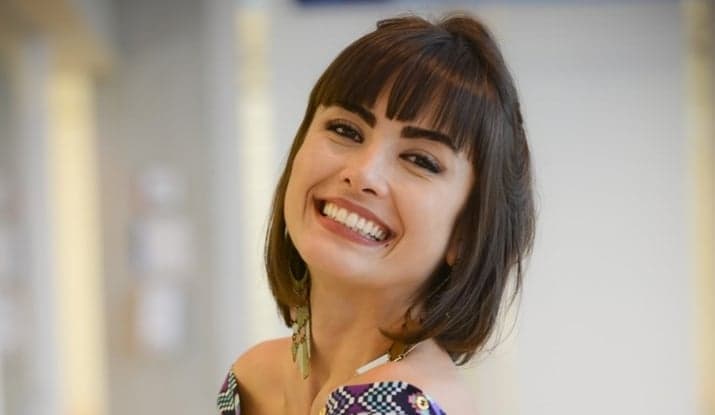 No elenco da série Ilha de Ferro, Maria Casadevall chama a atenção na Globo; saiba o motivo