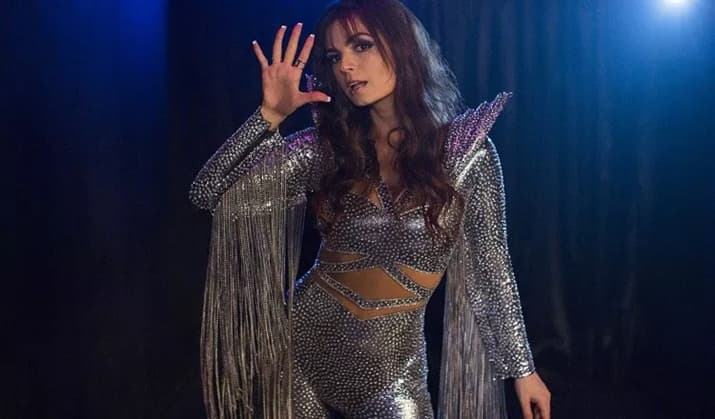 Samantha: série estrelada por Emanuelle Araújo agrada e ganhará segunda temporada na Netflix