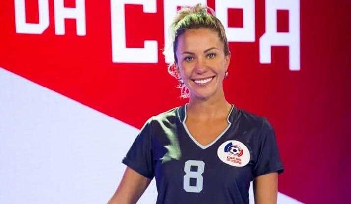 Bem avaliada no Central da Copa, Bárbara Coelho deve ganhar novas oportunidades na Globo