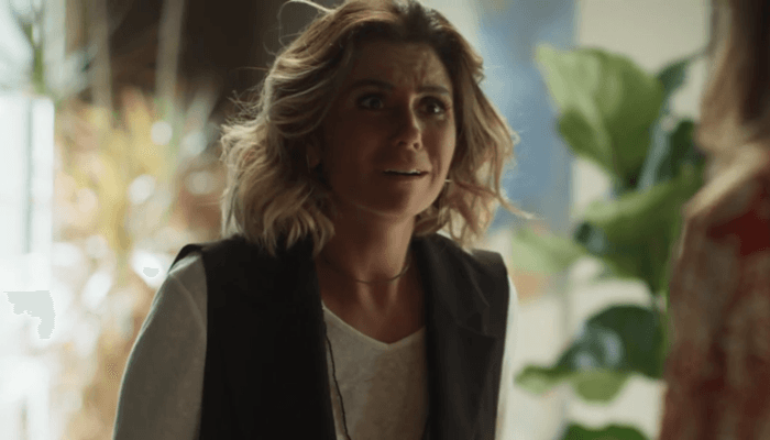 Luzia (Giovanna Antonelli) em cena de Segundo Sol (Foto: Reprodução/Globo)
