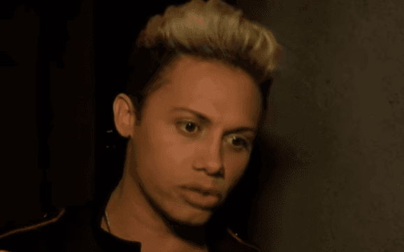 Oi? Silvero Pereira se caracteriza de Beto Falcão e faz show em festival de Fortaleza