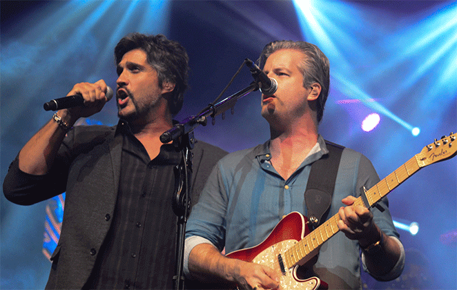 Após polêmica, dupla Victor e Léo é separada e inicia novo esquema de shows