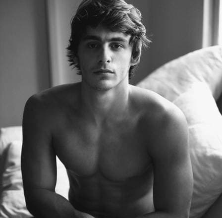 Filho de Herson Capri enlouquece fãs na web ao postar foto nas redes sociais