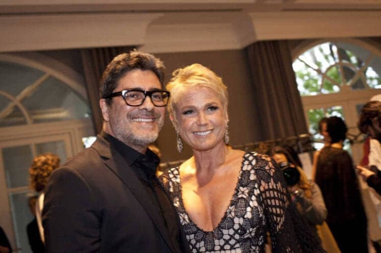 Junno Andrade, marido de Xuxa, sofre acidente e capota várias vezes em estrada