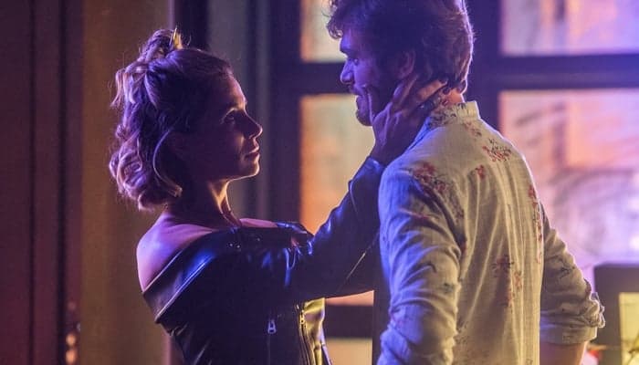 Com horário político e jogo do Brasil, Globo adianta JN e exibe Segundo Sol às 23h