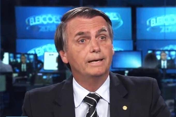 O presidente Jair Bolsonaro em entrevista ao Jornal Nacional na Globo (Foto: Reprodução/Globo)