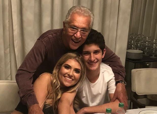 Após grave acidente do filho, Carlos Alberto de Nóbrega passa o Dia dos Pais no hospital