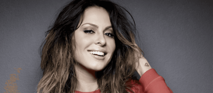 Alinne Rosa solta o verbo e revela relacionamento abusivo com filho de cantor famoso