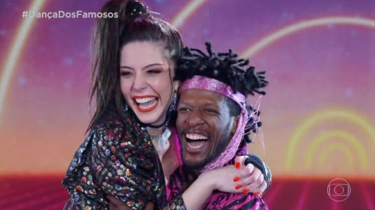 Bia Arantes sofre contratura muscular e toma decisão sobre próxima apresentação no Dança dos Famosos