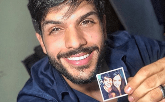 Ex-BBB Lucas tenta se entrosar com Bruna Marquezine e vira piada: "Amiga..."