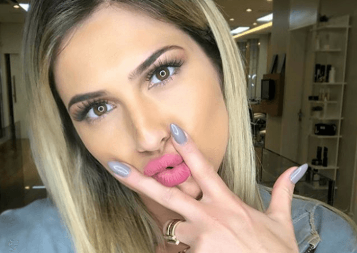 Esposa famosa proibiu Lívia Andrade de chegar perto de apresentador