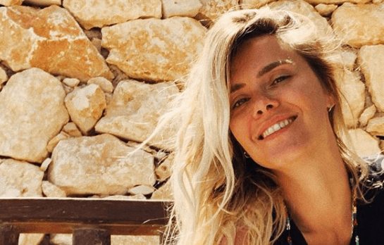 Se preparando para retornar às novelas, Carolina Dieckmann explica procedimento estético feito no rosto