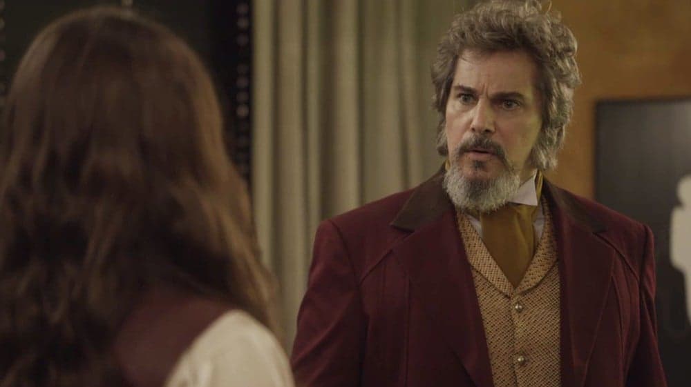 Dom Sabino (Edson Celulari) em cena de O Tempo Não Para (Foto: Divulgação/Globo)