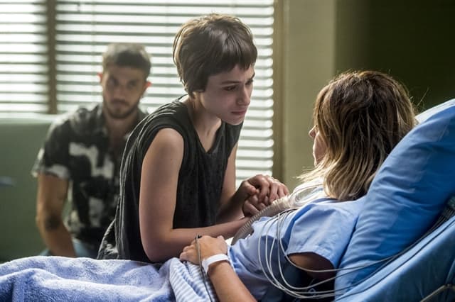 Segundo Sol: Manu fica devastada e muda radicalmente após Luzia quase morrer