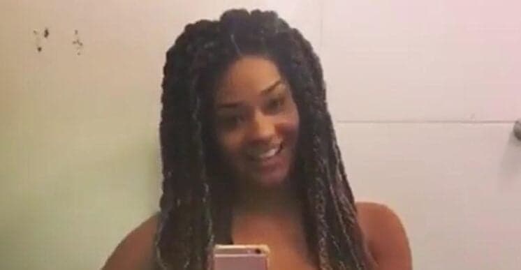 Juliana Alves posa de lingerie e faz desabafo sobre corpo sarado: "Acho um desserviço o culto ao corpo sarado"