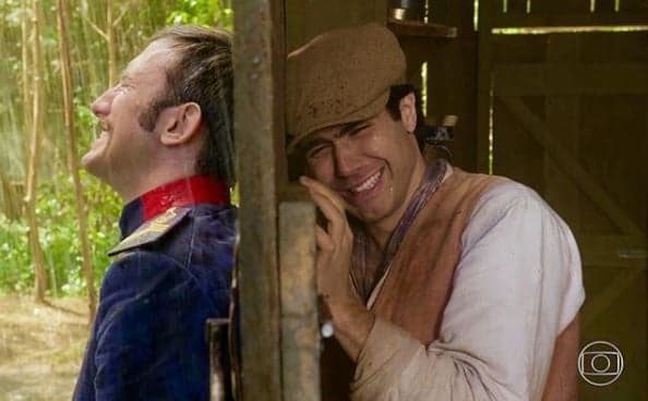 Vivendo um personagem gay em Orgulho e Paixão, Juliano Laham declara torcida por beijo