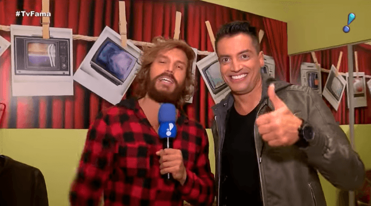 Leo Dias vence rixa com diretor e aparece no TV Fama