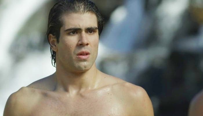 Juliano Laham revela como é viver um personagem gay em uma novela de época