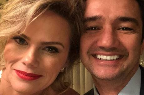 Após pedido ao vivo, namorado de Maria Cândida abre o jogo e faz revelação sobre a apresentadora