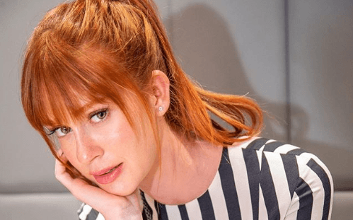 Durante gravação para novela, Marina Ruy Barbosa ganha surpresa do marido
