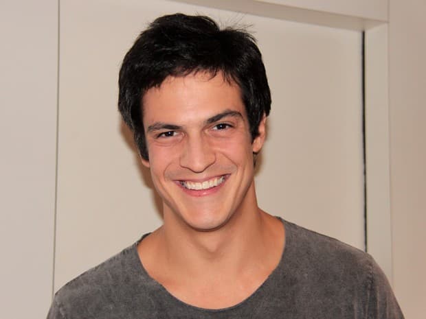 Ator Matheus Solano leva calote de R$ 35 mil e aciona a justiça