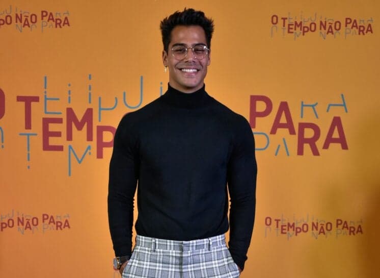 Micael Borges toma decisão, rompe com Anitta e justifica motivo; saiba mais