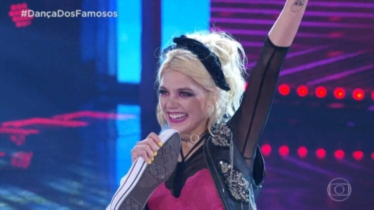 Performance de Pâmela Tomé chama atenção e surpreende júri no Dança dos Famosos
