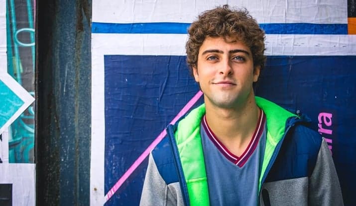 Após ser reprovado em diversos testes, Eike Duarte finalmente conquista papel em Malhação