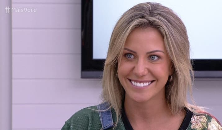 Apresentadora do SporTV, Bárbara Coelho voltará a comandar programa na Globo