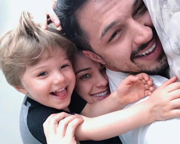 Ator com a mulher e o filho (Foto: Reprodução/Instagram) Ator com a mulher e o filho (Foto: Reprodução/Instagram)