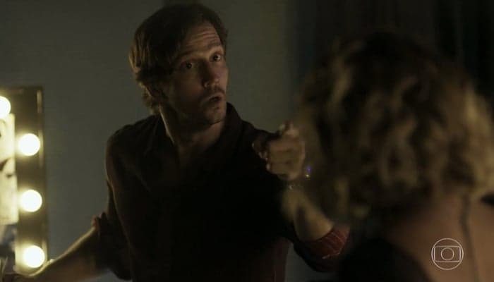 Em Segundo Sol, autor repete cena de Avenida Brasil no assassinato de Remy